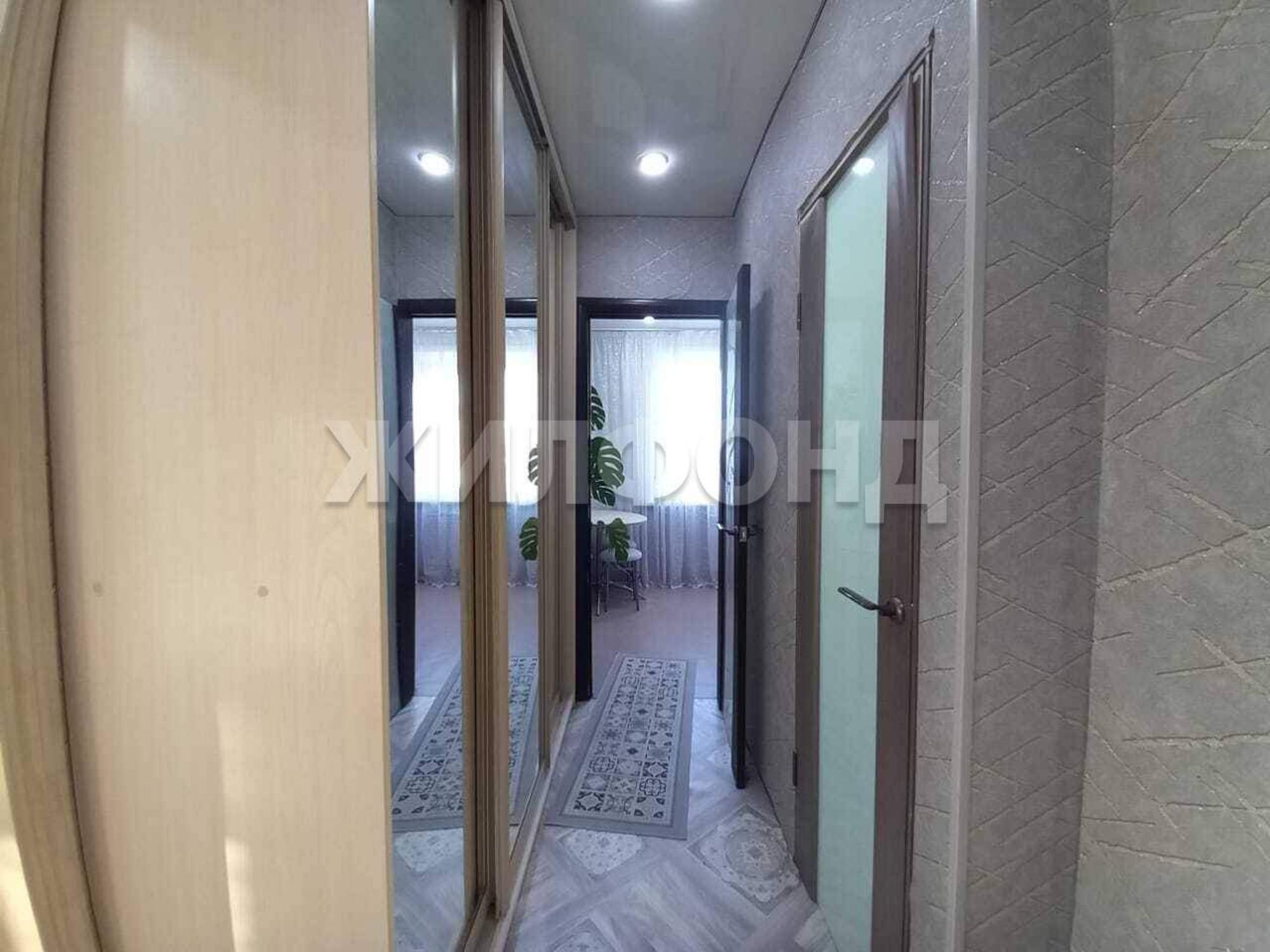 Купить квартиру за 2 985 000 рублей на Лауреатов улица, д.65