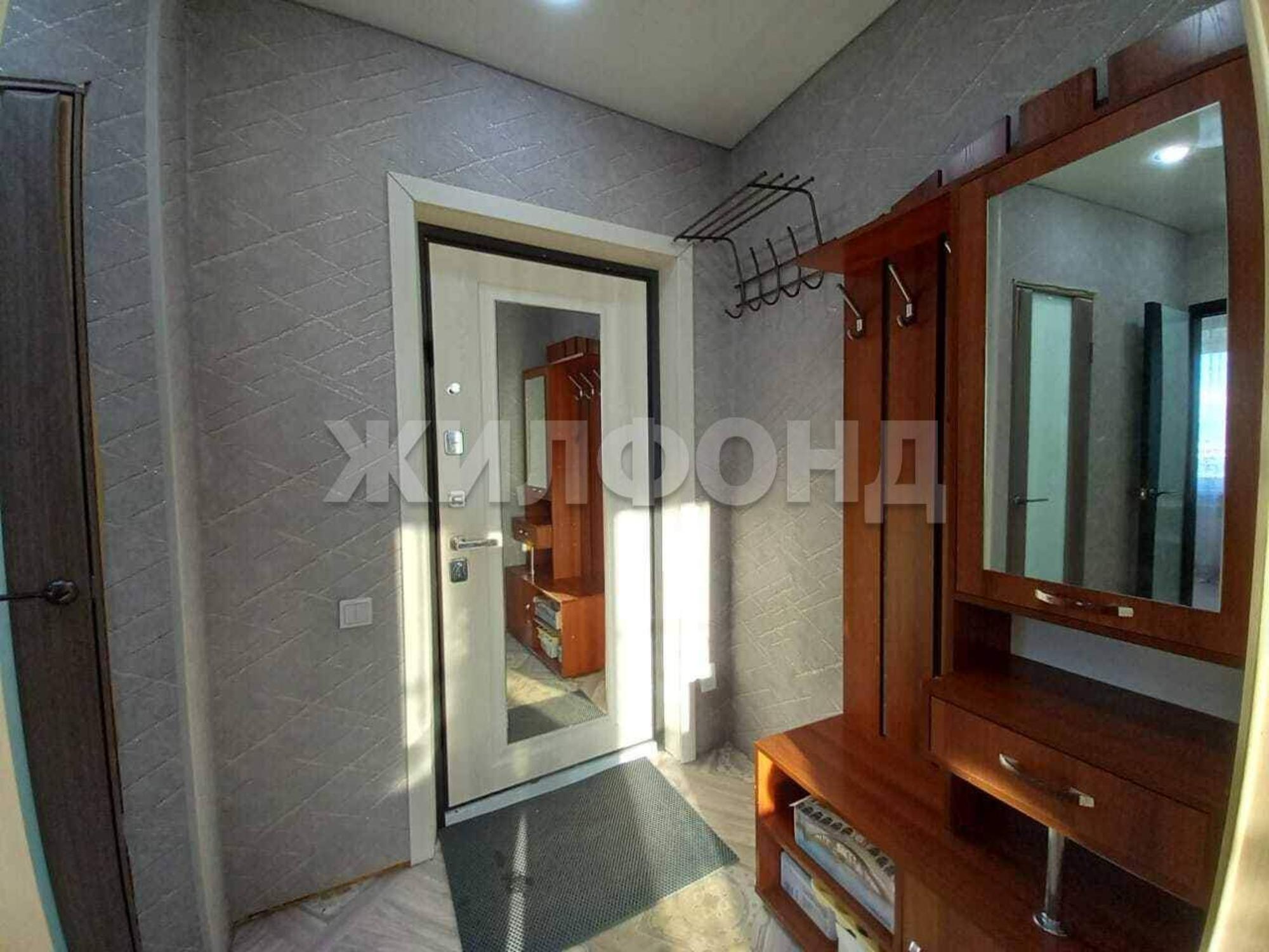 Купить квартиру за 2 985 000 рублей на Лауреатов улица, д.65