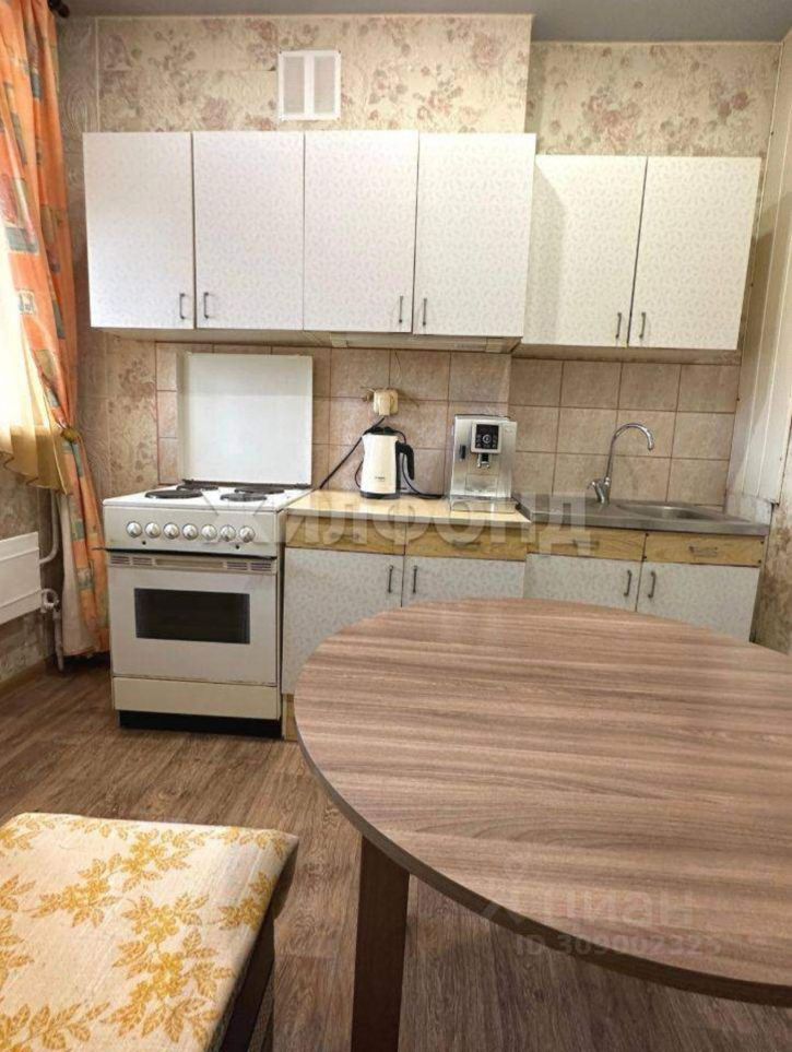 4-комн квартира Енисейская улица, д.18