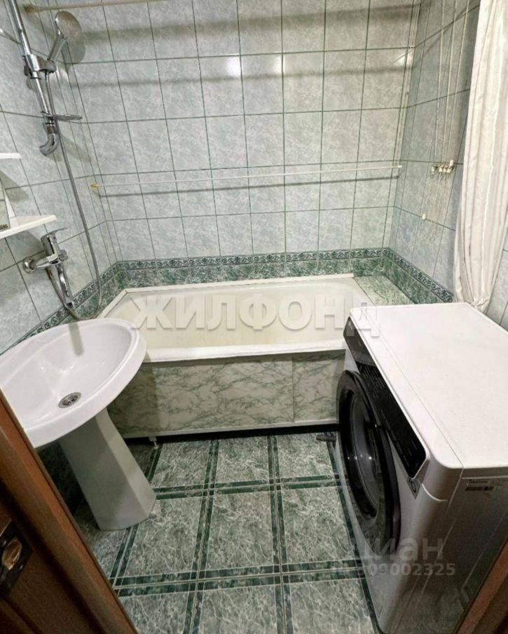 4-комн квартира Енисейская улица, д.18