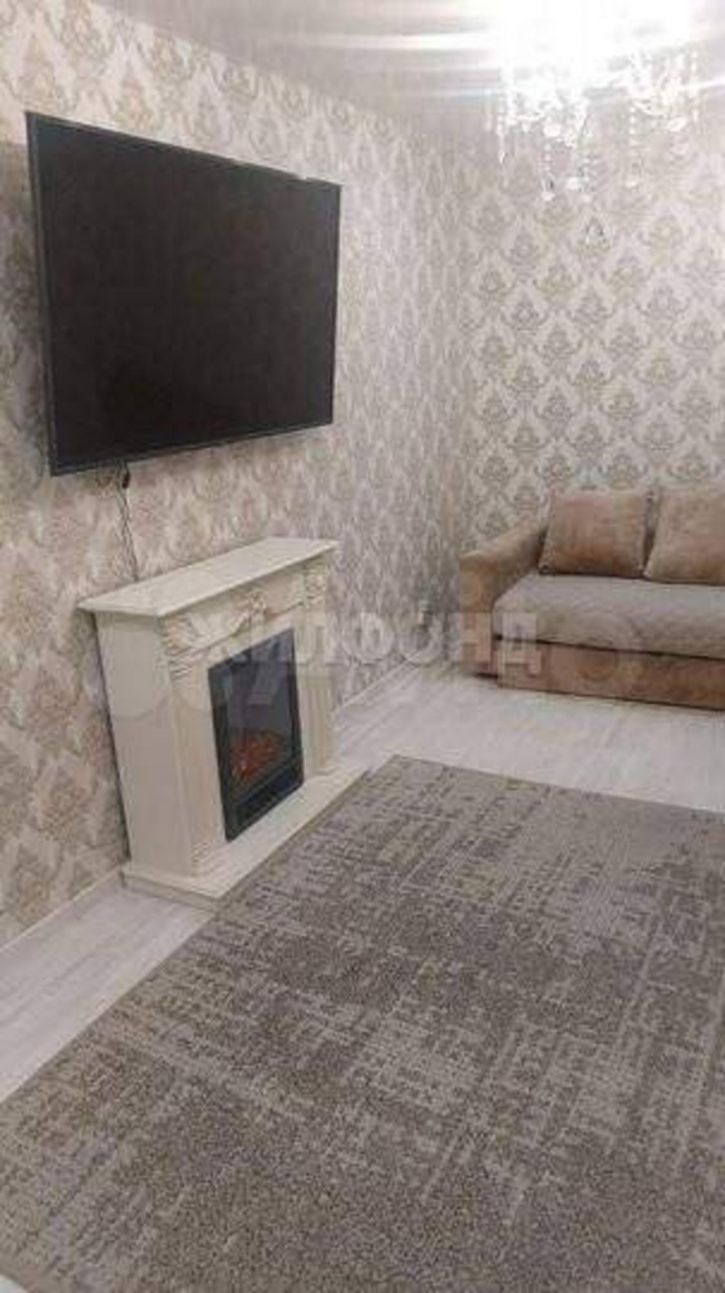 2-комн квартира Металлургов площадь, д.17