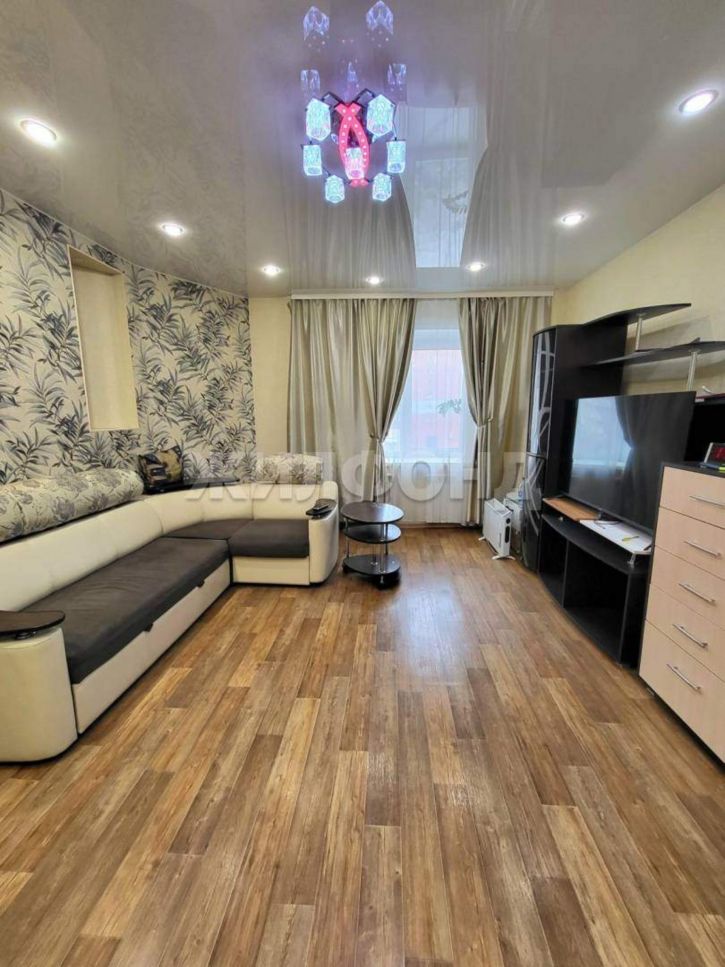 3-комн квартира Набережная Урванцева улица, д.45