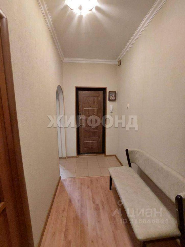 3-комн квартира Металлургов площадь, д.21