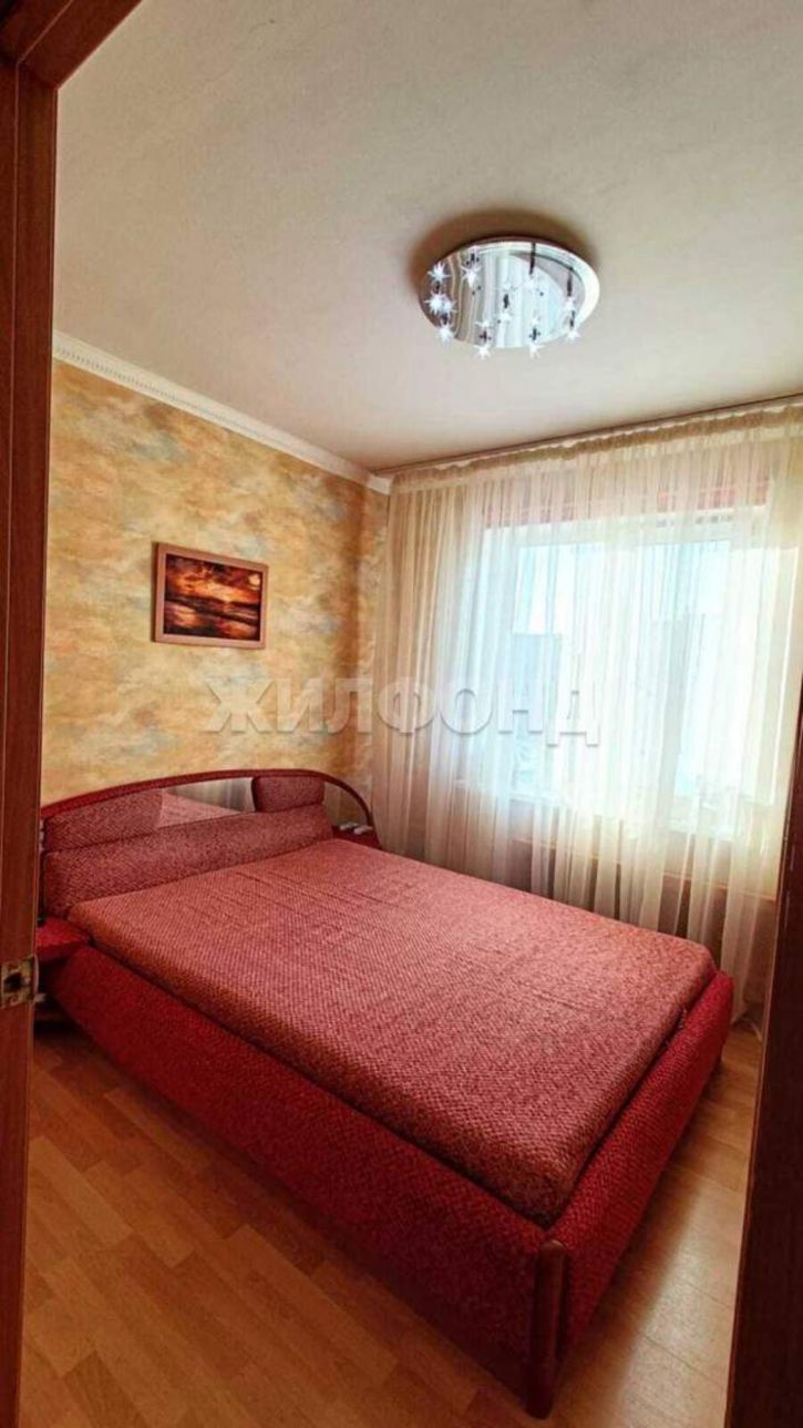 3-комн квартира Лауреатов улица, д.25