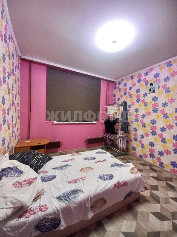 3-комн квартира Лауреатов улица, д.73А