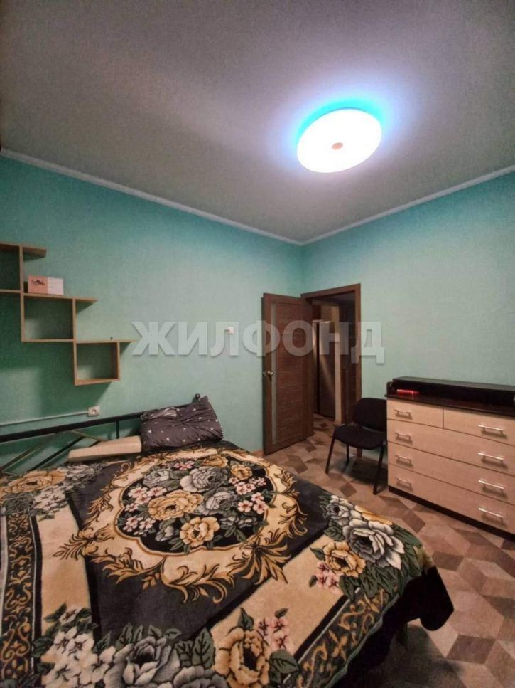 3-комн квартира Лауреатов улица, д.73А