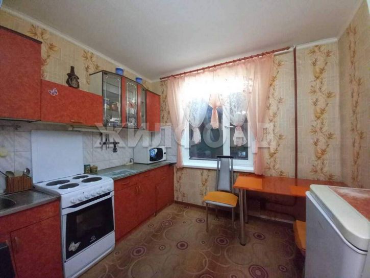 2-комн квартира Лауреатов улица, д.43