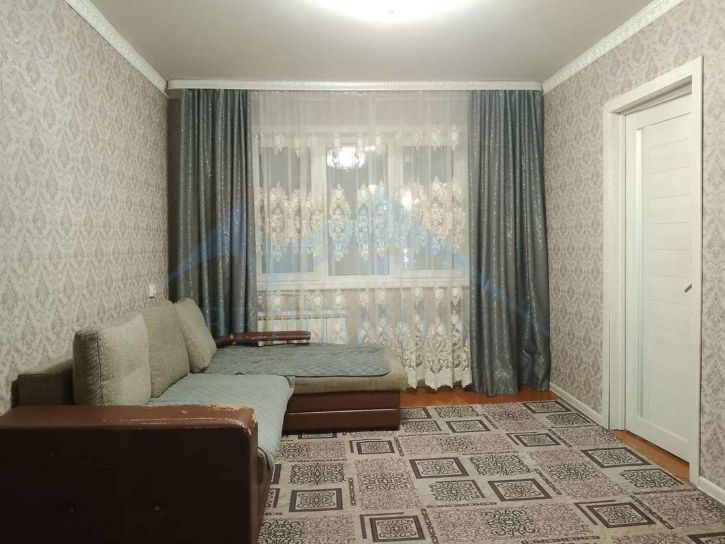 2-комн квартира Талнахская улица,36