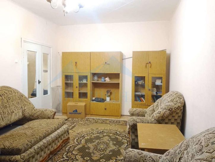 2-комн квартира 50 лет Октября улица,6А