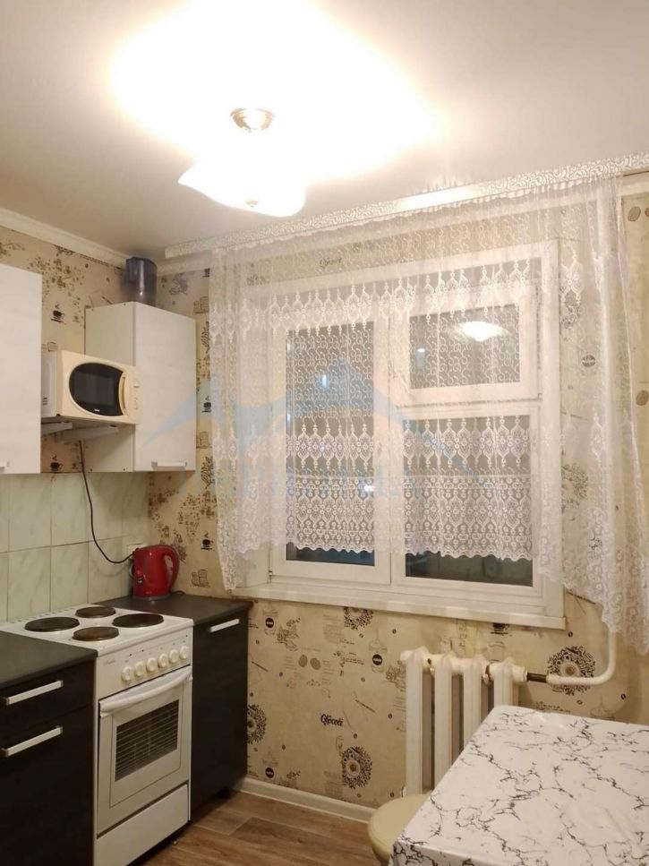 2-комн квартира Талнахская улица,36