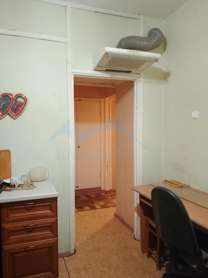 2-комн квартира 50 лет Октября улица,6А