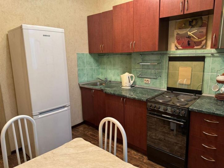 2-комн квартира ул Комсомольская, д. 27