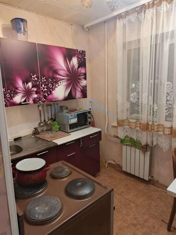 3-комн квартира Нансена улица,112