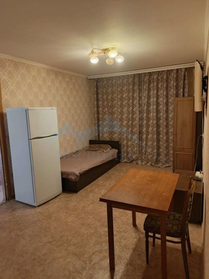 3-комн квартира Нансена улица,112