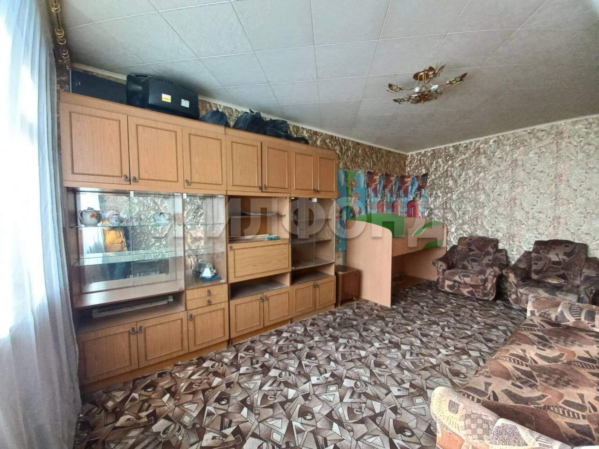 Купить квартиру за 4 300 000 рублей на Металлургов площадь, д.8