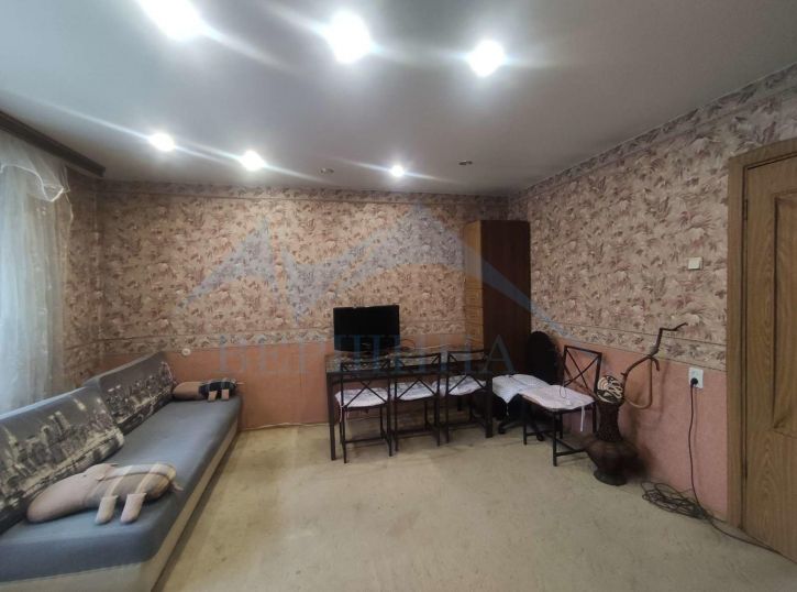 3-комн квартира Талнахская улица,1