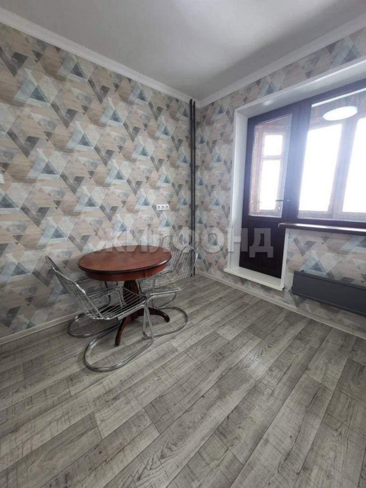 2-комн квартира Ветеранов улица, д.21