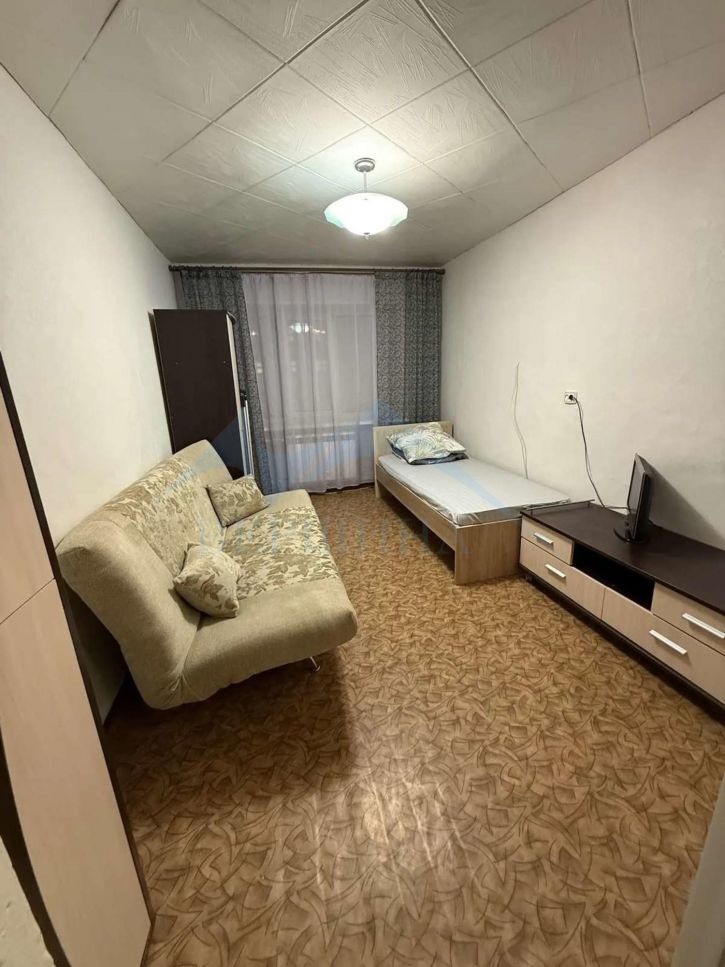 2-комн квартира Завенягина улица,4к1