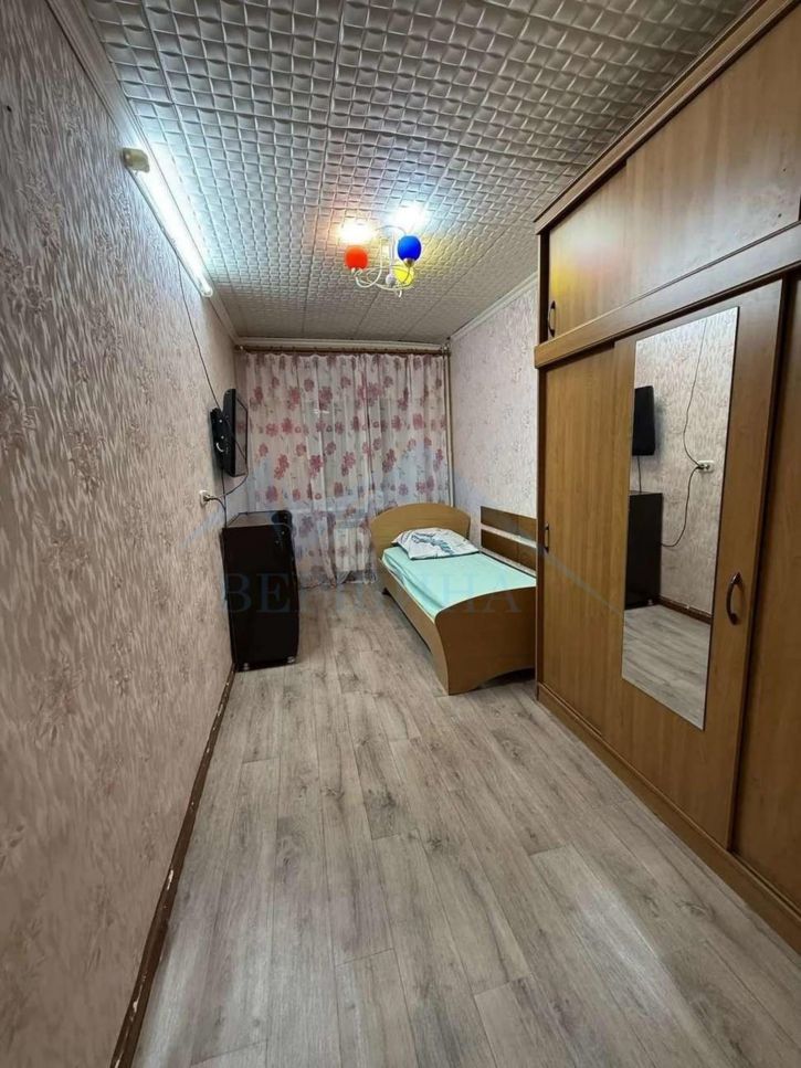 2-комн квартира Завенягина улица,4к1