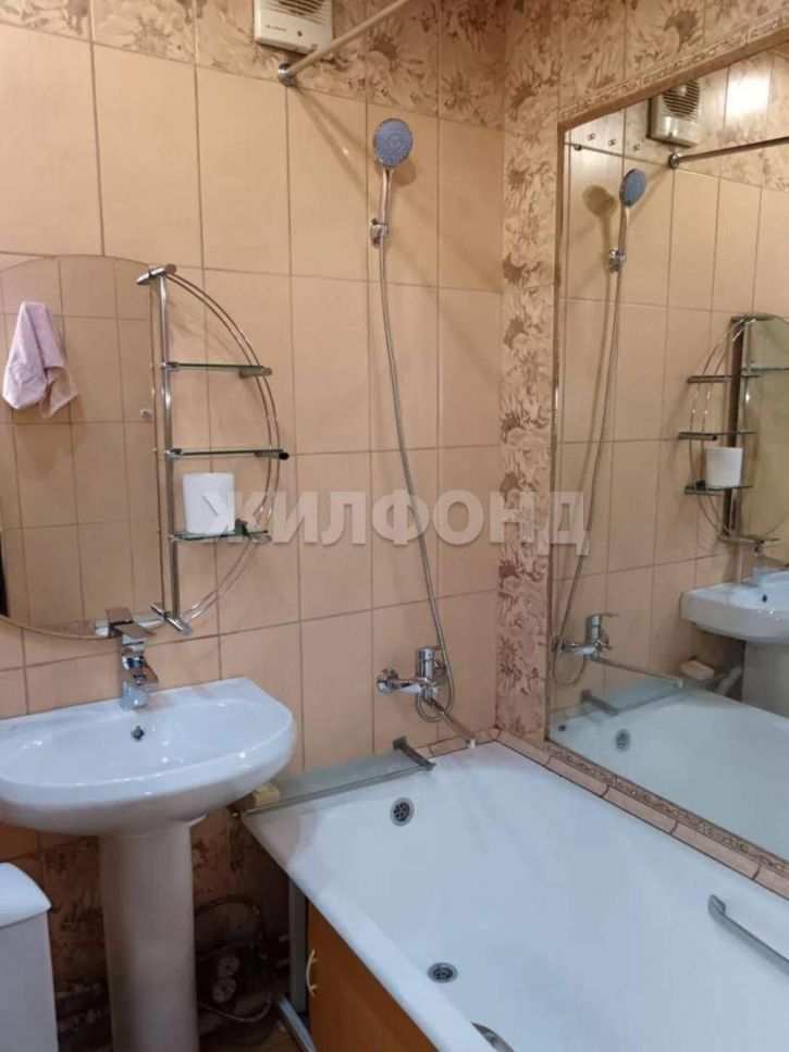 1-комн квартира Лауреатов улица, д.71