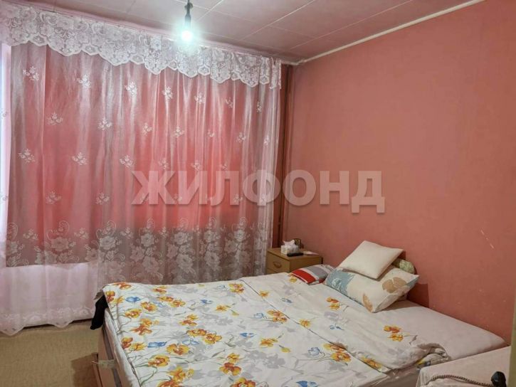 3-комн квартира Лауреатов улица, д.73