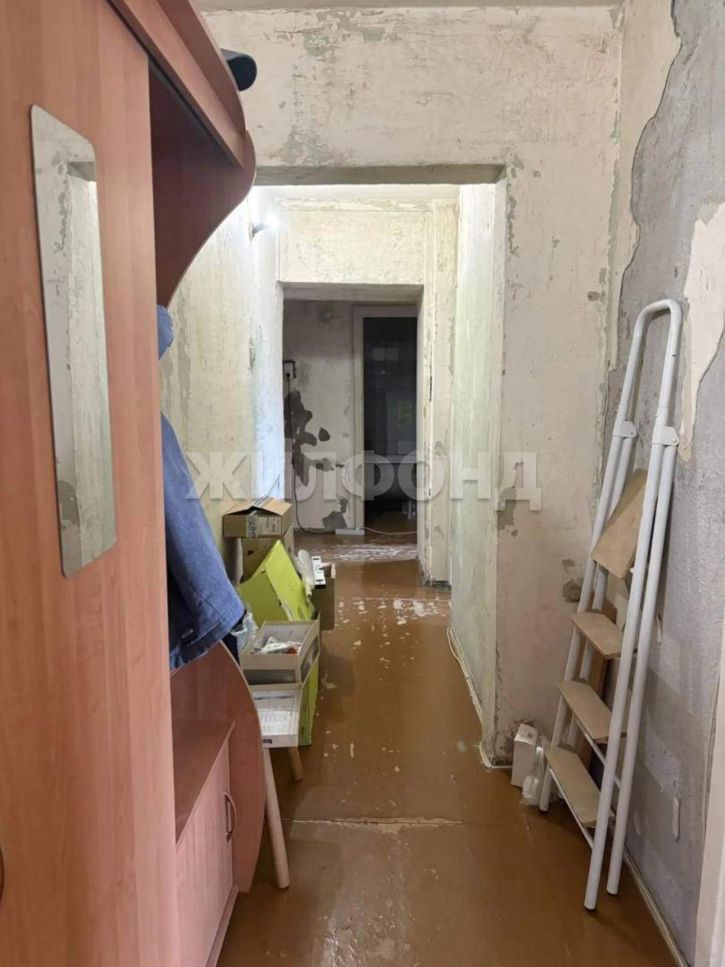 3-комн квартира Лауреатов улица, д.73