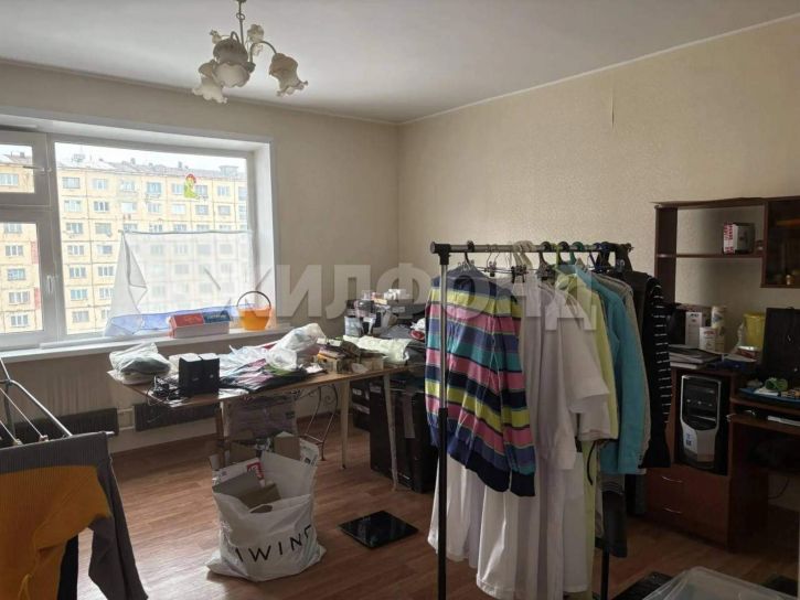 3-комн квартира Лауреатов улица, д.73