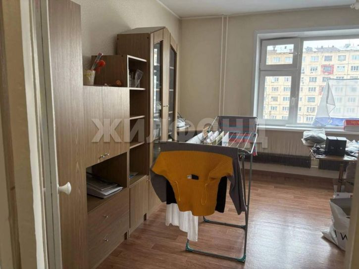3-комн квартира Лауреатов улица, д.73