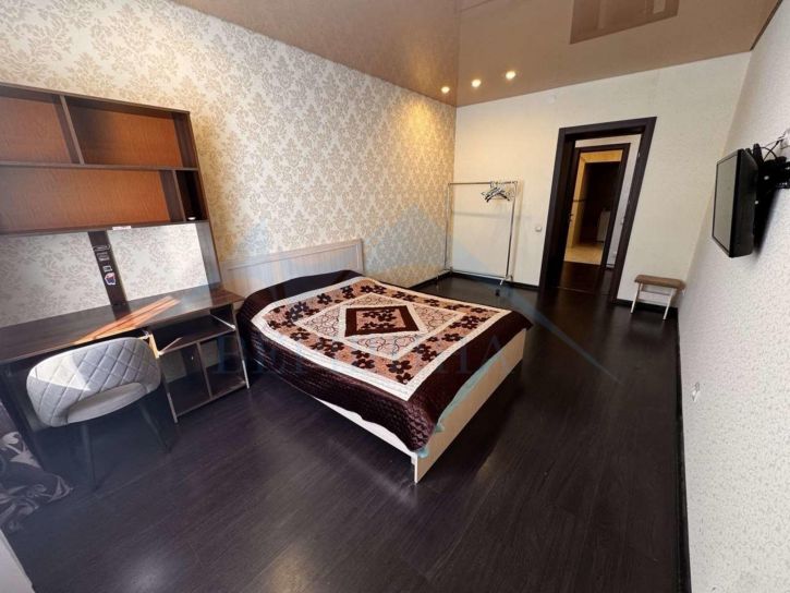 3-комн квартира Комсомольская улица,8