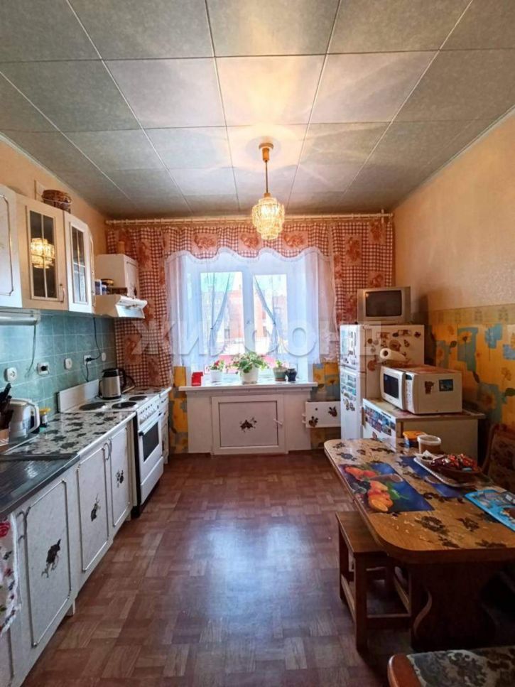 2-комн квартира Талнахская улица, д.30