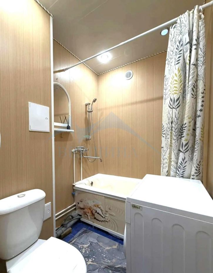 1-комн квартира Орджоникидзе улица,1к2