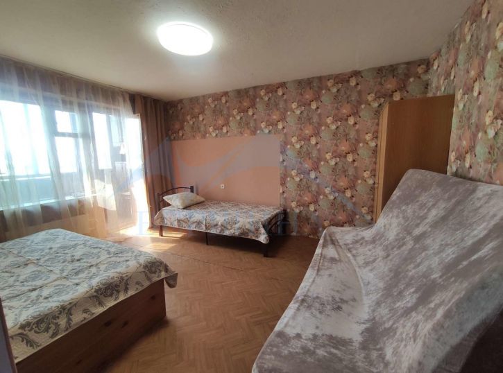2-комн квартира Набережная Урванцева улица,15