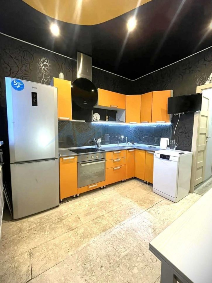 2-комн квартира Талнахская улица,6к1
