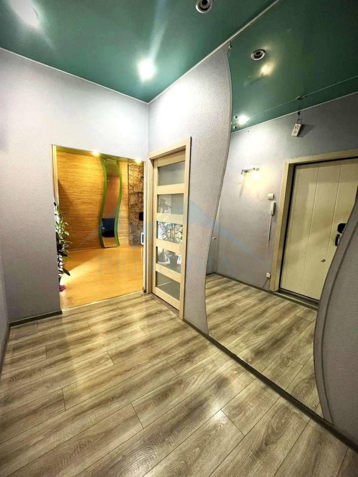 2-комн квартира Талнахская улица,6к1
