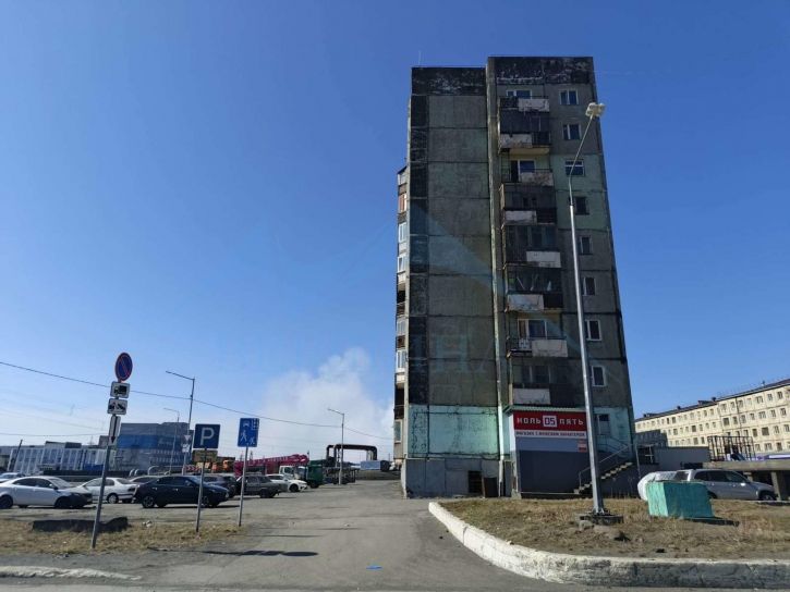 4-комн квартира Набережная Урванцева улица,3