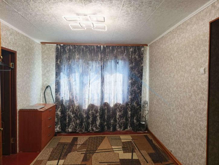 2-комн квартира Ленинградская улица,9