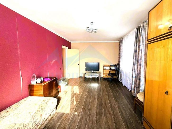 2-комн квартира Набережная Урванцева улица,15