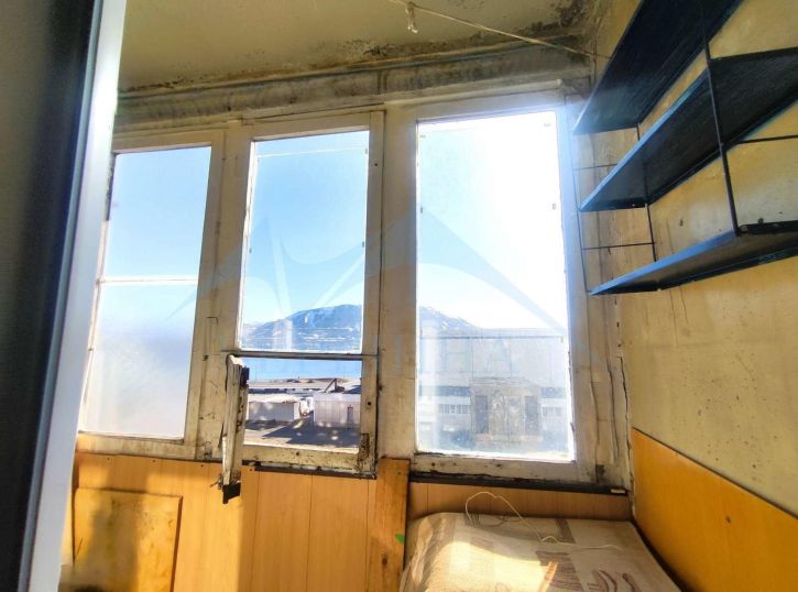 4-комн квартира Комсомольская улица,3к2
