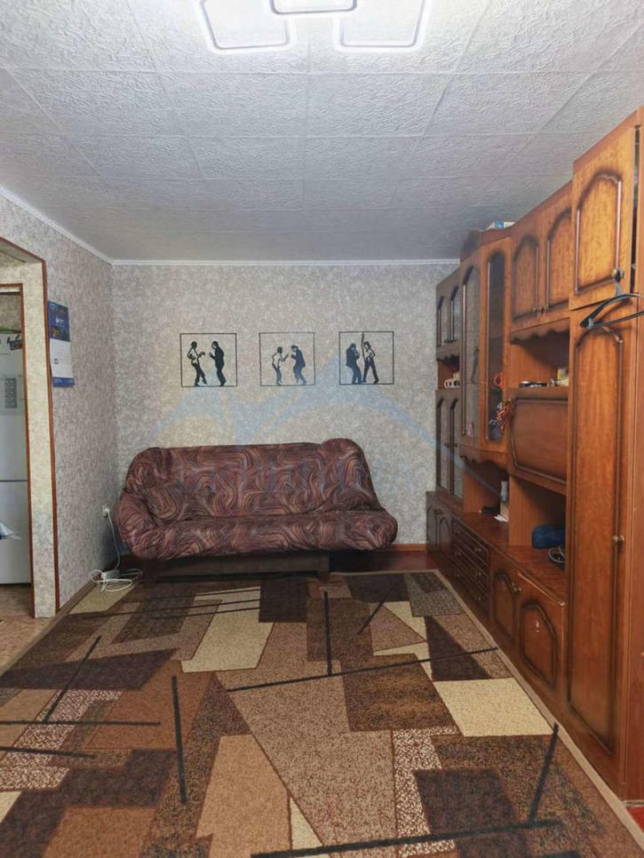 2-комн квартира Ленинградская улица,9