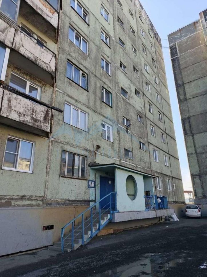4-комн квартира Набережная Урванцева улица,3