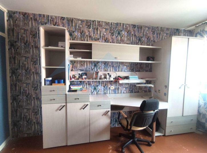 3-комн квартира Комсомольская улица,43кд