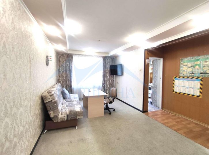 3-комн квартира Бегичева улица,2