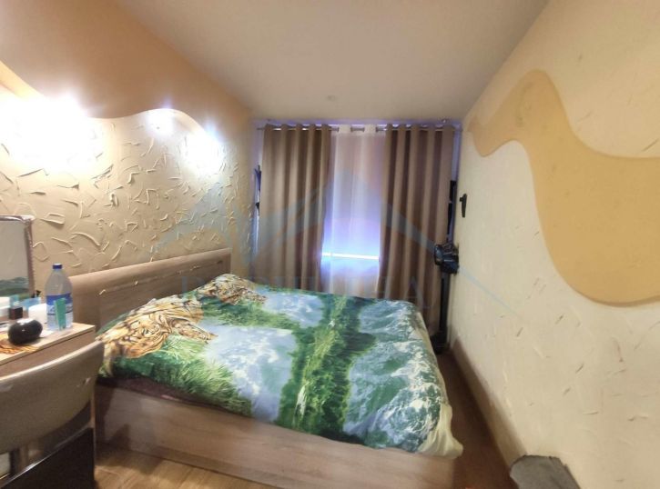3-комн квартира Бегичева улица,8