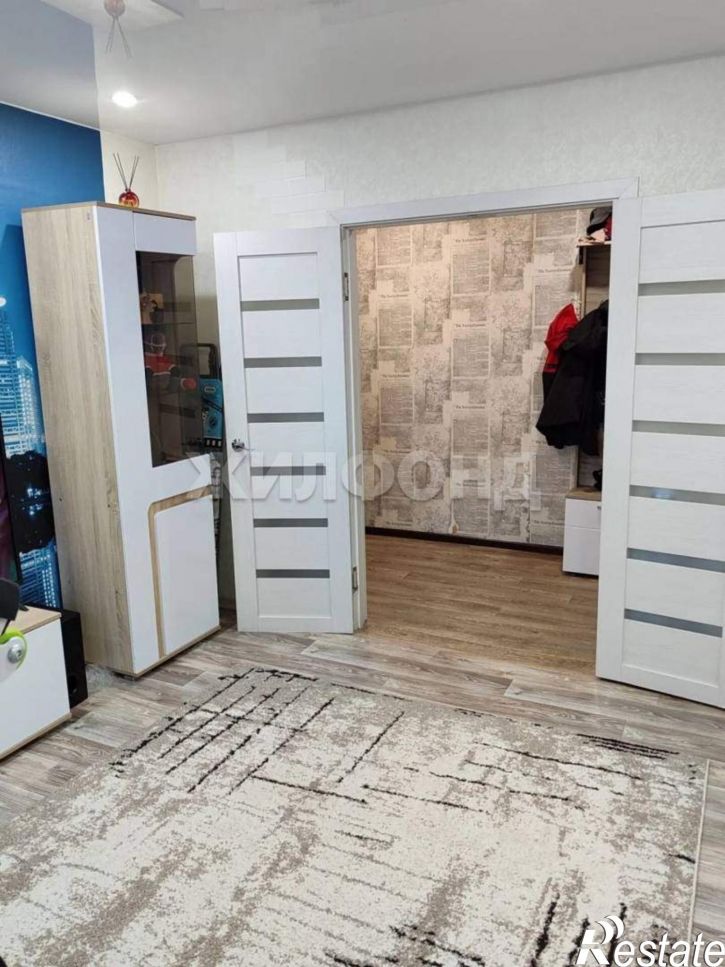 3-комн квартира Лауреатов улица, д.33