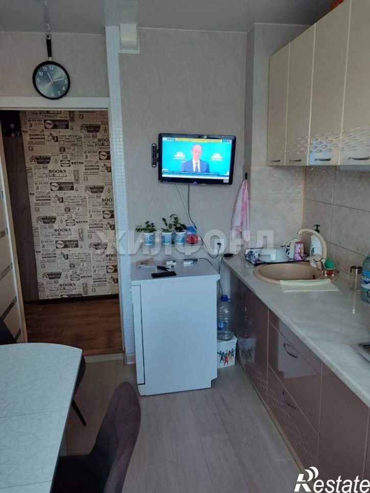 3-комн квартира Лауреатов улица, д.33