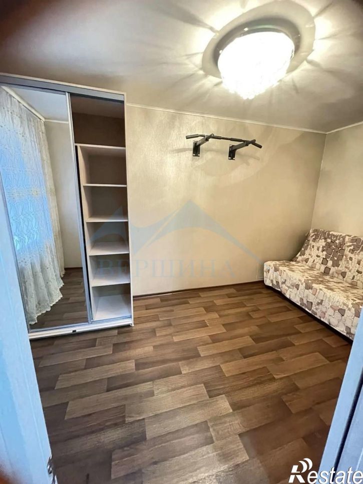 2-комн квартира Талнахская улица,83