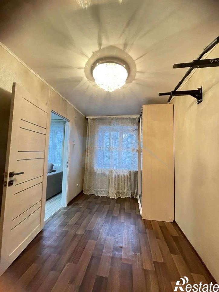 2-комн квартира Талнахская улица,83