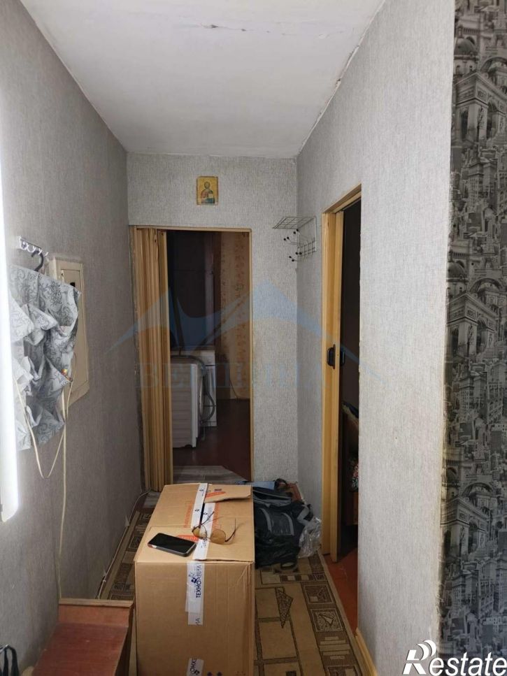 3-комн квартира Орджоникидзе улица,6