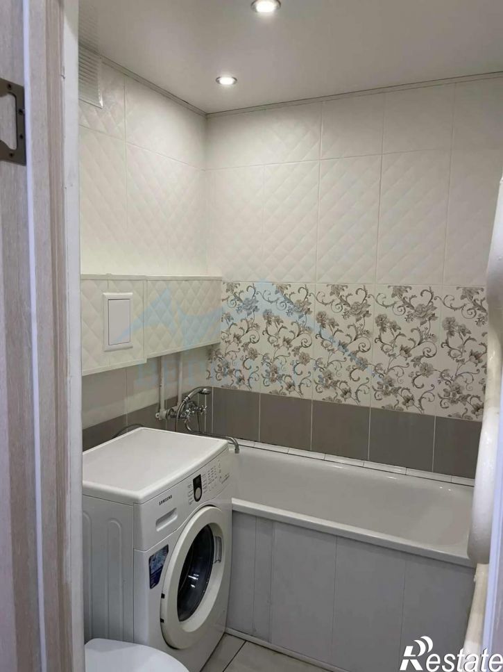2-комн квартира Талнахская улица,83