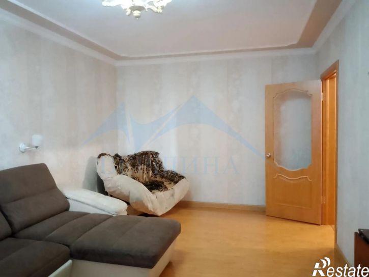4-комн квартира Оганер район,Озерная улица,17